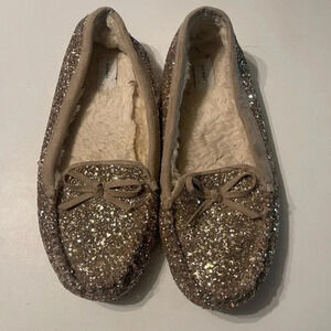 Old Navy Women’s Size 10 Silver Glitter Slippers